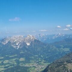 Flugwegposition um 14:57:45: Aufgenommen in der Nähe von Gemeinde Vorderstoder, Österreich in 2228 Meter
